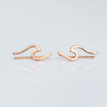 Load image into Gallery viewer, Wave Ear Climber