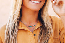 Load image into Gallery viewer, Turquoise Bead Necklace

