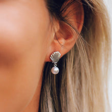 Load image into Gallery viewer, Pearl &amp; Shell Earrings
