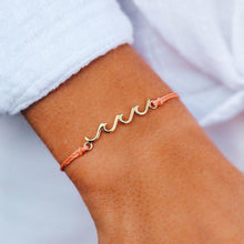 Load image into Gallery viewer, Gold Delicate Wave Bracelet
