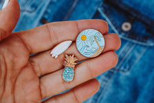 Load image into Gallery viewer, Surf Check Pin Set

