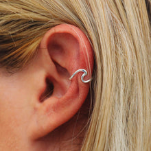 Load image into Gallery viewer, Wave Ear Cuff
